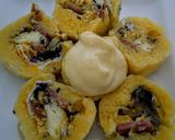 Foto del paso 7 de la receta: Bollitos de queso rellenos de huevos, setas, lomo embuchado y 💕