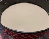 Foto del passaggio 4 della ricetta Cheesecake con crema ricotta mascarpone e confettura ai frutti di bosco