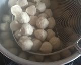 Foto langkah ke 4 dari resep Bakso ayam blender.