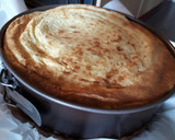 Foto del paso 4 de la receta: Tarta de queso con mermelada de albaricoque
