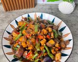 Foto langkah ke 5 dari resep Tumis Tempe dan Jantung Ayam.