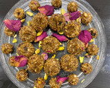 A picture of step 3 of Dates and nuts Modak.