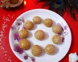 তিলের নাড়ু (Teel ladoo recipe in bengali) রেসিপির ধাপ 4 ছবি