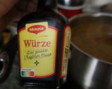 Rókagomba leves húsgombóccal recept fázis 3 fotója