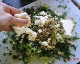 A picture of step 5 of Stuffed Flat Naan Bread (Kelane/Bolani)نان کلانه.