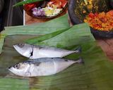 Foto langkah ke 2 dari resep Pepes Ikan Kembung/ Pais Iwak Gembung.