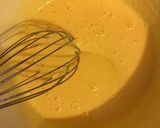 A legegyszerűbb bögrés csokis-banános muffin recept fázis 2 fotója