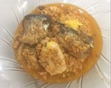 Foto langkah ke 2 dari resep Sarden Orek Telur Mata Sapi.