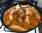 Foto del paso 7 de la receta: Arroz con cuerpos de centollo o cangrejo, cigalas, almejas y calamar
