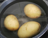 Foto del paso 4 de la receta: Bolas de puré de patata con morcilla y cebolla caramelizada