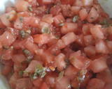 Foto del paso 2 de la receta: Tartar de Bacalao con Aguacate y Tomate