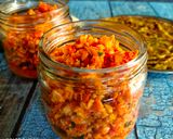 A picture of step 3 of Instant Carrot Radish Pickle.