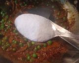 A picture of step 5 of Aloo Gobi Matar Sabzi (Potato, Cauliflower, and Pea Curry).