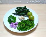 Foto langkah ke 1 dari resep 1. Resep sambal hijau / sambal ijo enak.