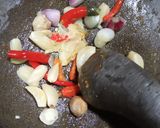 Foto langkah ke 2 dari resep Sayur daun singkong.