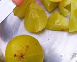 A picture of step 1 of Shahi Veg Kolhapuri with Amla.
