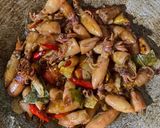Foto langkah ke 3 dari resep Tumis cumi asin.