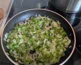 Foto del paso 3 de la receta: Pasta con Pimientos y Cebolla