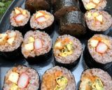 Foto langkah ke 7 dari resep SUSHI Nasi Merah 🍣✨.
