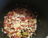 Foto del paso 1 de la receta: Guisantes salteados con jamón en olla GM