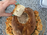 Pão alentejano recheado com atum