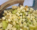 Foto del paso 3 de la receta: Ensalada navideña de frutas