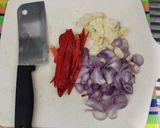 Foto langkah ke 2 dari resep Tengiri goreng kecap.