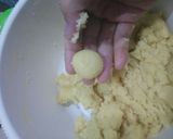 Foto langkah ke 1 dari resep Chui kao so (butter cookies).