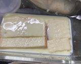 A picture of step 3 of Bread custard cream.