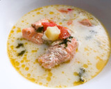Foto langkah ke 3 dari resep Salmon Belly Soup with Cheese ala Sushi Tei.