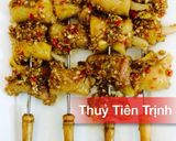 Hình bước làm 2 của món CÁ TẦM CUỐN RIỀNG NƯỚNG