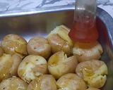 Foto del paso 3 de la receta: Papines andinos con aceite de Dende y cherry explotados