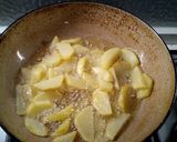 Foto del passaggio 3 della ricetta Frittata di carciofi cipolla e patate fritte