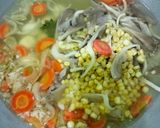 Foto langkah ke 3 dari resep Sup Jamur Tiram.