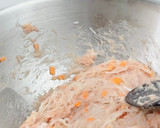 Foto langkah ke 3 dari resep Sawi Gulung Bihun Ayam.