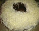 Foto langkah ke 8 dari resep Kue Bolu Pisang Pandan Kukus.