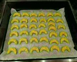 รูปขั้นตอนการทำที่ 3 ของ คุกกี้ Vanillakipfel (วานิลลาคิปเฟิล) หรือ Vanilla crescent