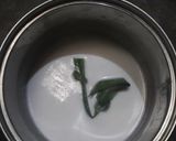 Foto langkah ke 3 dari resep Ketan Susu Biru Keju.