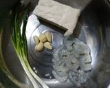 Foto langkah ke 1 dari resep Perkedel tahu dg udang.