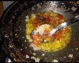 A picture of step 4 of Punjabi chana daal.
