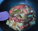 Foto langkah ke 5 dari resep Lobster goreng mentega.