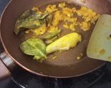 Foto langkah ke 2 dari resep Ayam bumbu kuning (start 8m+).