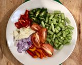 Foto langkah ke 2 dari resep Asem asem daging pedas.