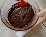 A picture of step 13 of Basic Dark Chocolate Bon Bons / Bonbon de Chocolat.