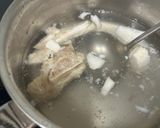 Hình bước làm 1 của món Canh Cải Chua Hầm Xương Heo