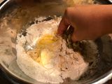 Raisin buns - home baking with fun!