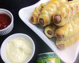 A picture of step 4 of Sausage rolls.