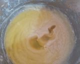 A picture of step 5 of White Cupcakes.