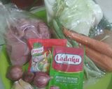 Foto langkah ke 1 dari resep Sop Ayam.