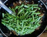A picture of step 4 of French Bean Curry.